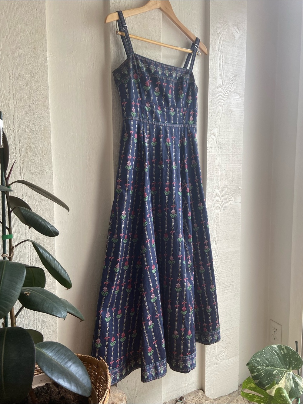 Hill House Home Margot Dress in Trailing Fern 🌿 small - Picture 3 of 9